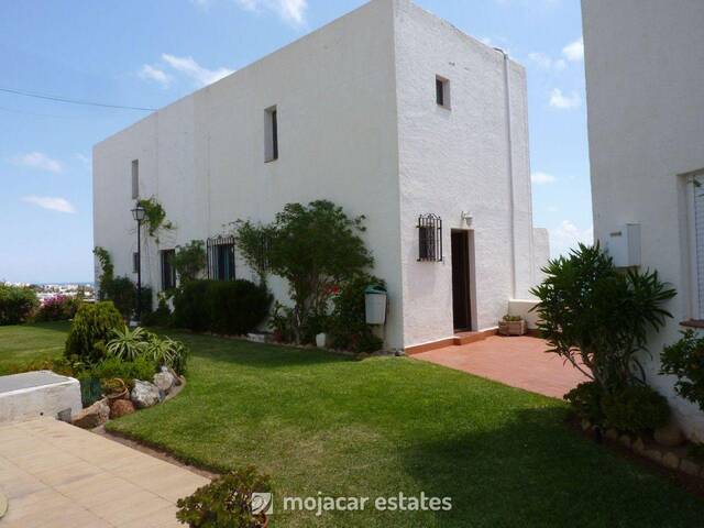 ME 1246: Town house for Rent in Mojácar, Almería