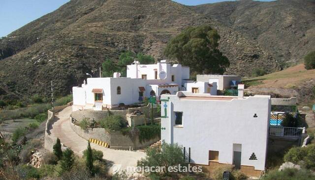 ME 2329: Villa for Sale in Carboneras, Almería