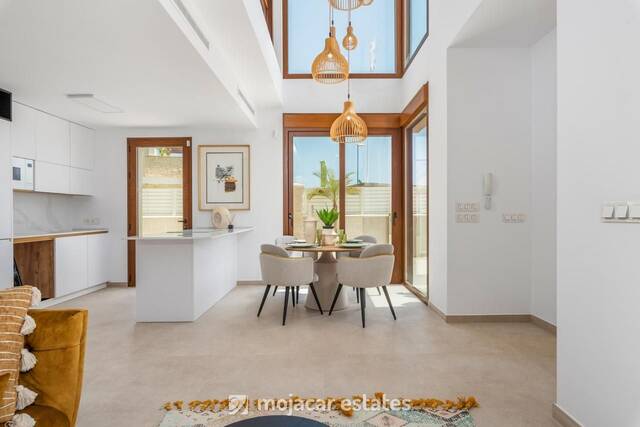 ME 2454: Villa for Sale in Vera Playa, Almería