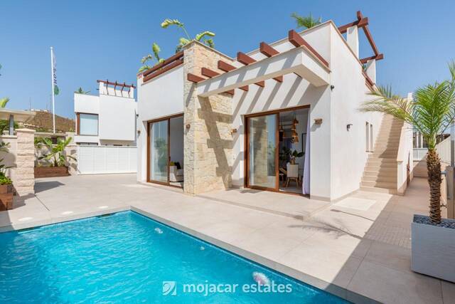 3 Bedroom Villa in Vera Playa