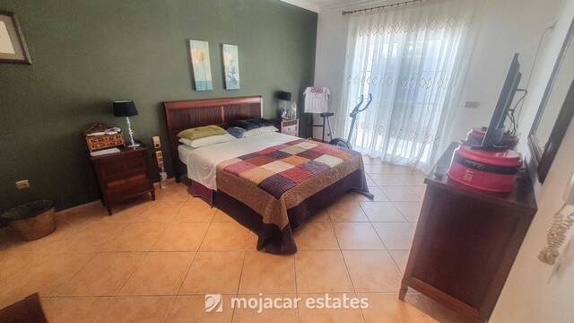 ME 2510: Villa for Sale in Los Gallardos, Almería