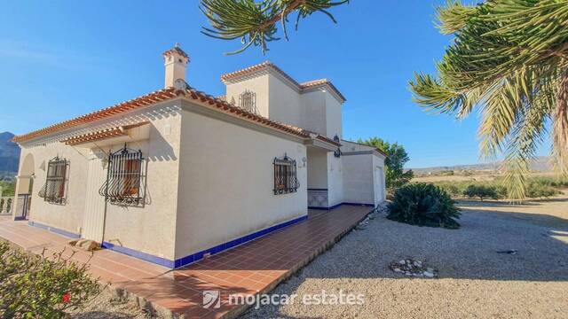 ME 2617: Villa for Sale in Mojácar, Almería