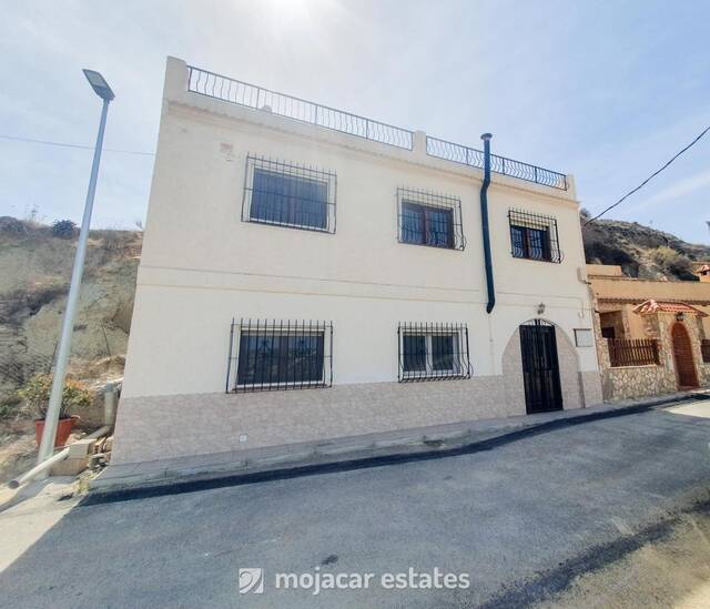ME 2674: Town house for Sale in Cuevas del Almanzora, Almería