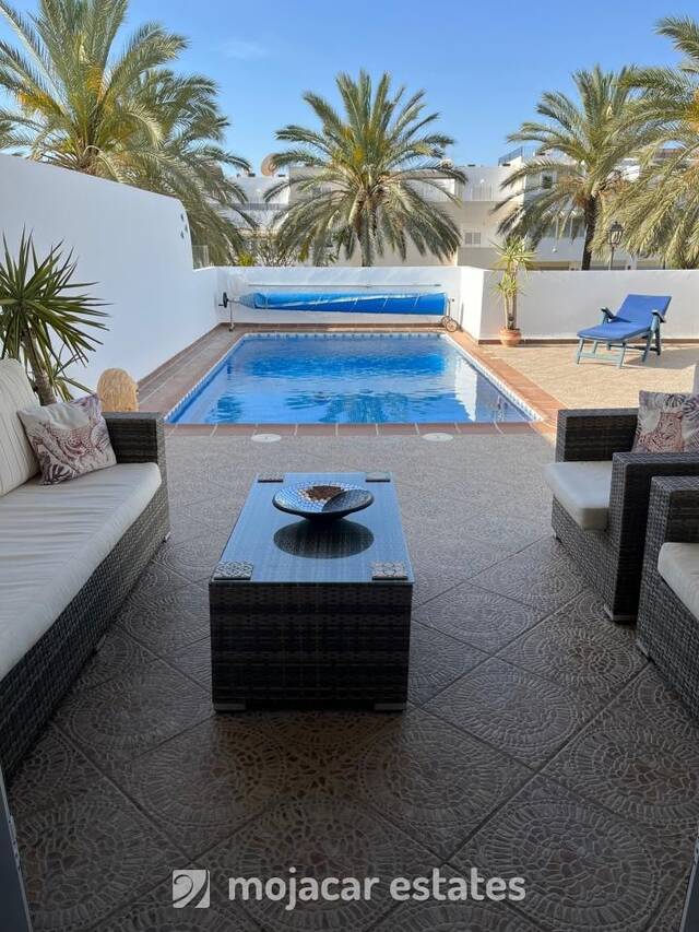 ME 2685: Villa for Rent in Mojácar, Almería