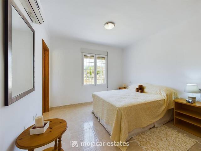 ME 2719: Villa for Sale in Los Gallardos, Almería