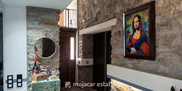 ME 2762: Country house for Sale in Laroya, Almería