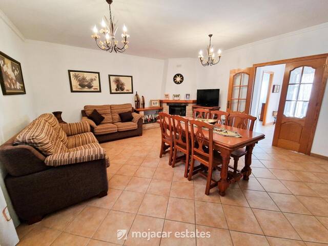 ME 2806: Town house for Sale in Carboneras, Almería