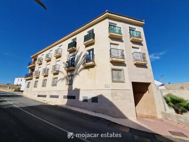 3 Bedroom Apartment in Turre