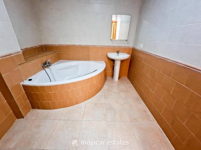 ME 2815: Apartment for Sale in Turre, Almería