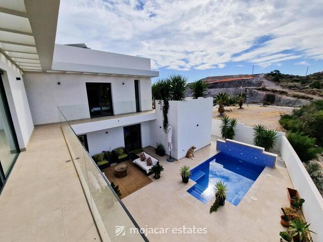 ME 2873: Villa for Rent in Mojácar, Almería
