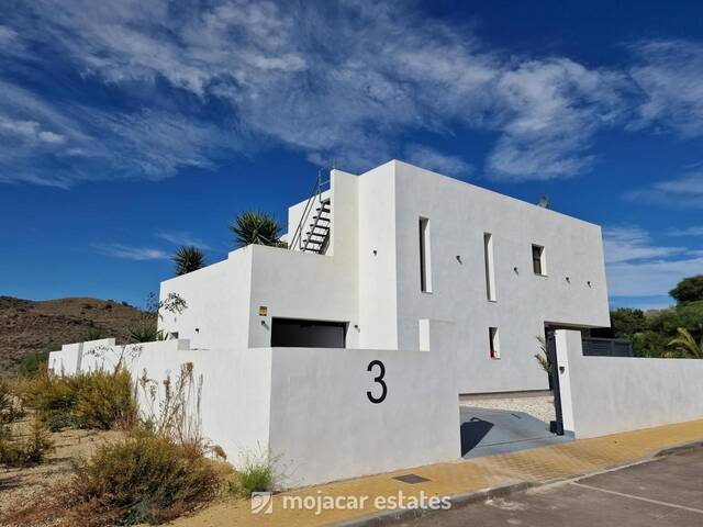 ME 2929: Villa for Sale in Mojácar, Almería