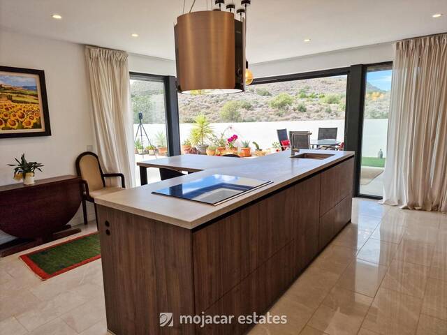 ME 2929: Villa for Sale in Mojácar, Almería