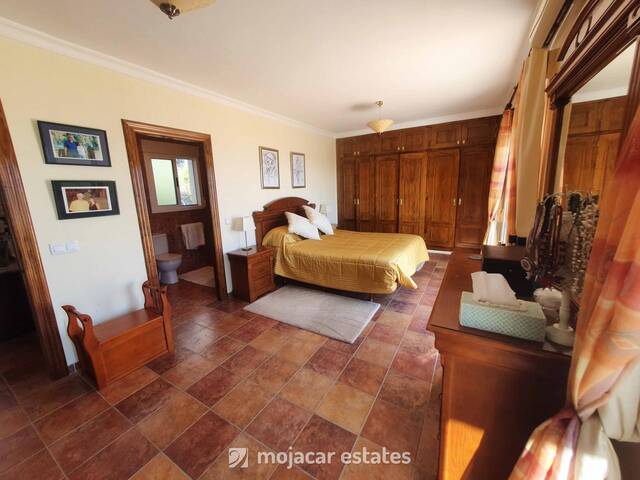 ME 2437: Villa for Sale in Mojácar, Almería