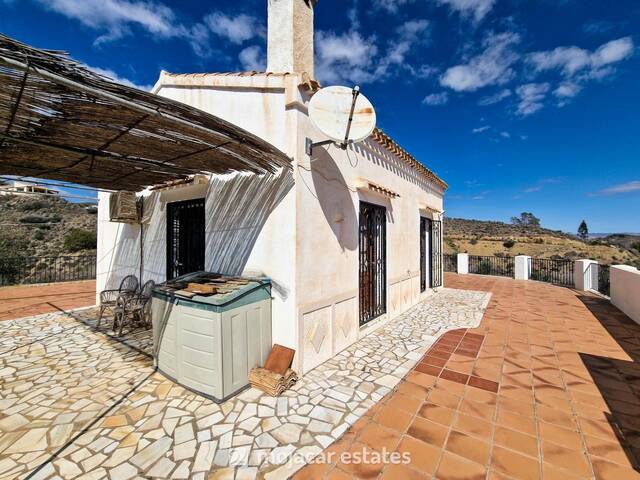 ME 3010: Country house for Sale in Los Gallardos, Almería