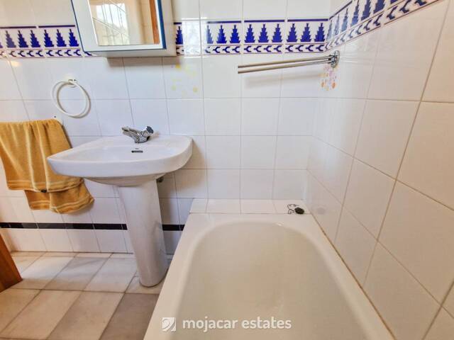 ME 3010: Country house for Sale in Los Gallardos, Almería