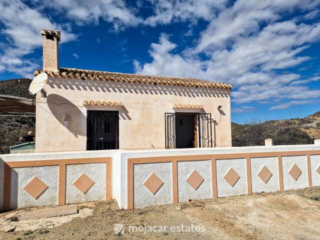 ME 3010: Country house for Sale in Los Gallardos, Almería