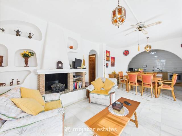 ME 3043: Apartment for Sale in Mojácar, Almería