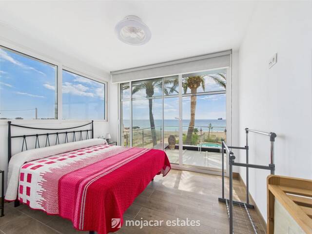 ME 3055: Villa for Sale in Vera Playa, Almería