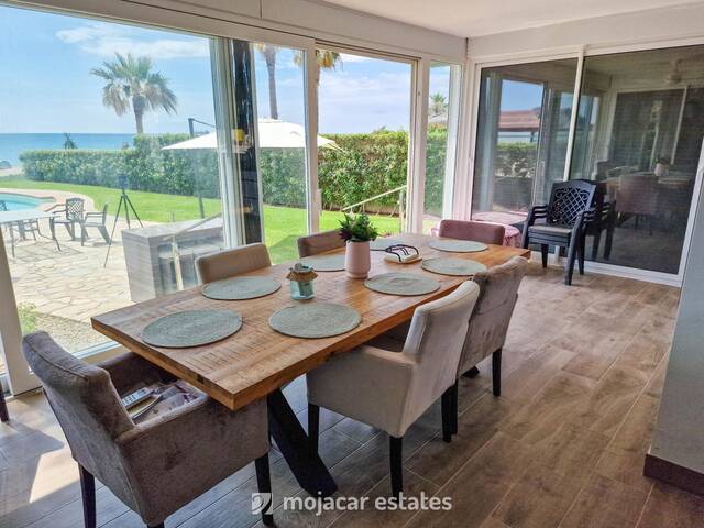 ME 3055: Villa for Sale in Vera Playa, Almería