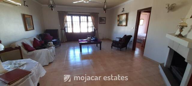 ME 3062: Villa for Sale in Los Gallardos, Almería