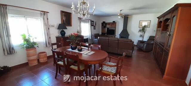 ME 3062: Villa for Sale in Los Gallardos, Almería