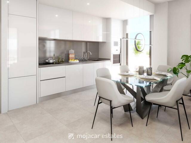 ME 3068: Apartment for Sale in Vera Playa, Almería