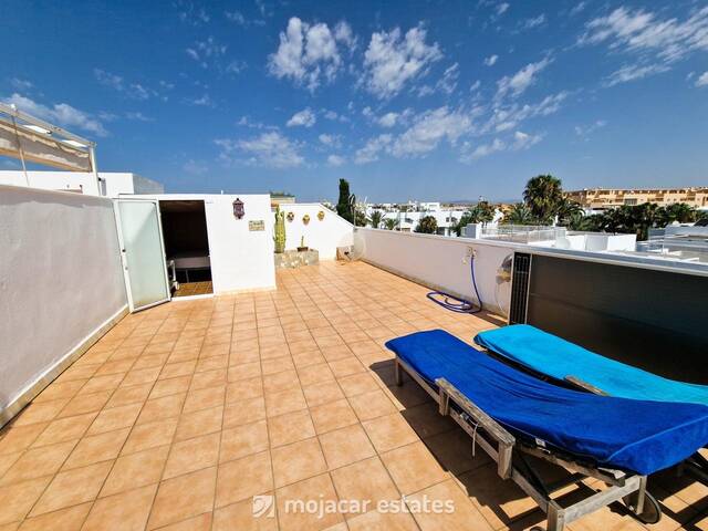 ME 3079: Apartment for Sale in Vera Playa, Almería