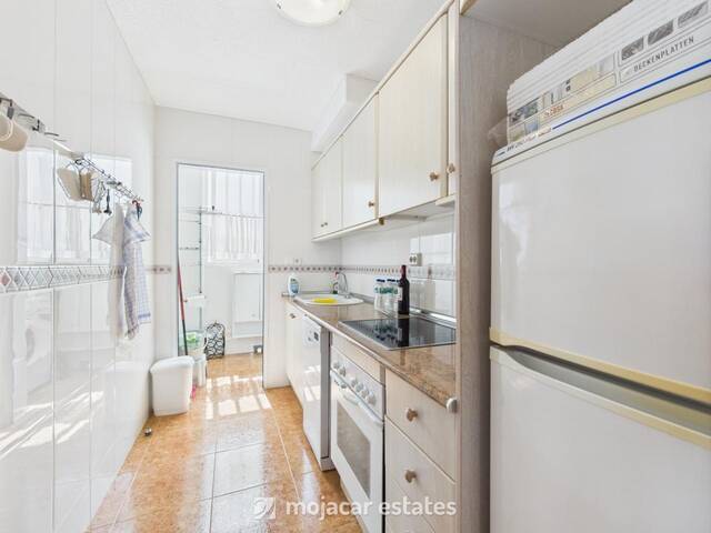 ME 3079: Apartment for Sale in Vera Playa, Almería