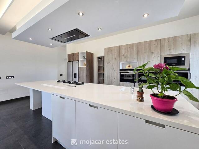 ME 3089: Villa for Sale in Carboneras, Almería