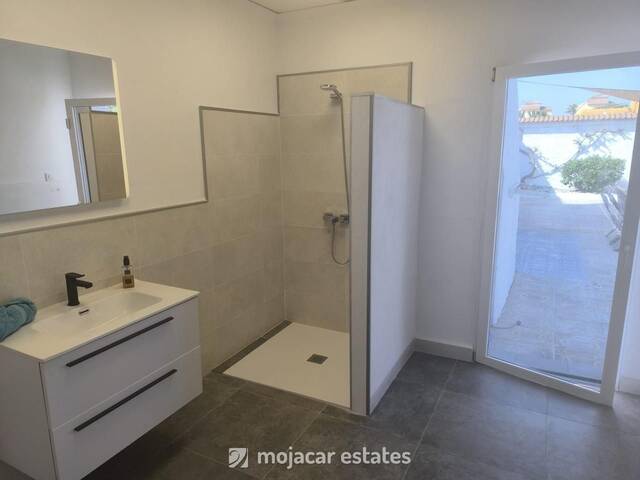 ME 3095: Villa for Sale in Las Cunas, Almería