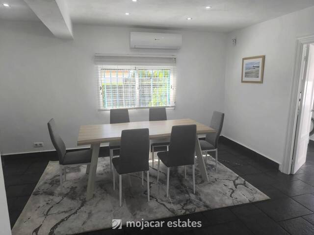 ME 3095: Villa for Sale in Las Cunas, Almería