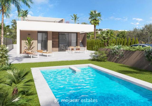 4 Bedroom Villa in Vera Playa
