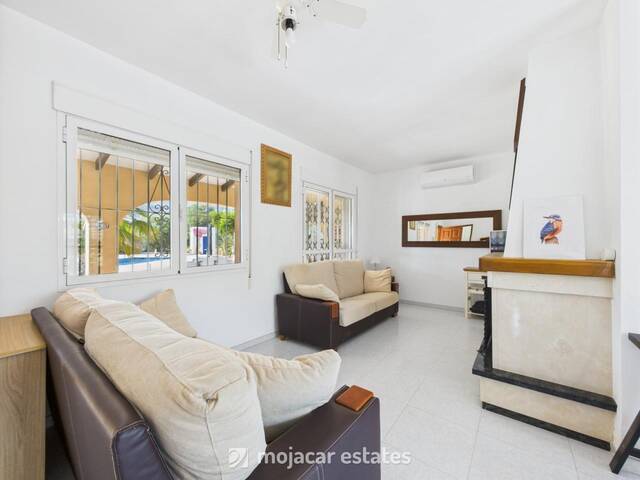 ME 3104: Villa for Sale in Turre, Almería