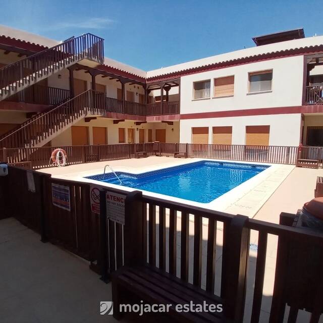 ME 3105: Apartment for Sale in Palomares, Almería
