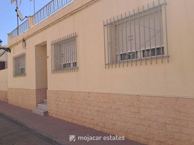 ME 3136: Town house for Sale in Cuevas del Almanzora, Almería