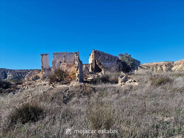ME 3154: Land for Sale in Sorbas, Almería