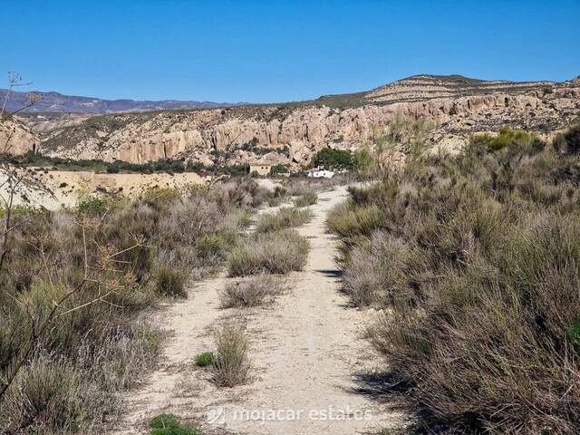 ME 3154: Land for Sale in Sorbas, Almería
