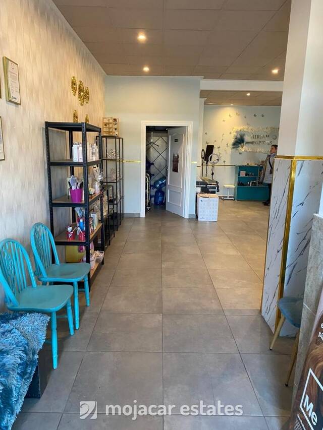 ME 3176: Commercial property for Sale in La Alfoquia, Almería