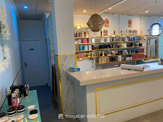 ME 3176: Commercial property for Sale in La Alfoquia, Almería