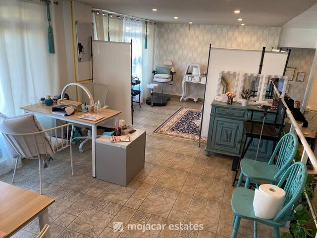 ME 3176: Commercial property for Sale in La Alfoquia, Almería