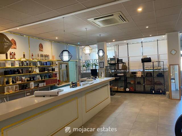 ME 3176: Commercial property for Sale in La Alfoquia, Almería