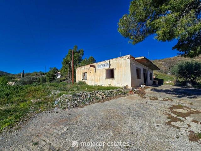 ME 3182: Country house for Sale in Lubrin, Almería ME 3182: Country house for Sale in Lubrin, Almería