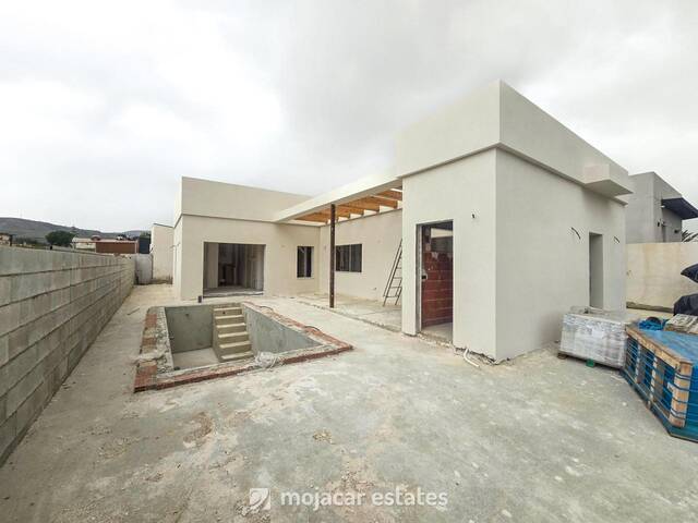 ME 3190: Villa for Sale in Los Gallardos, Almería