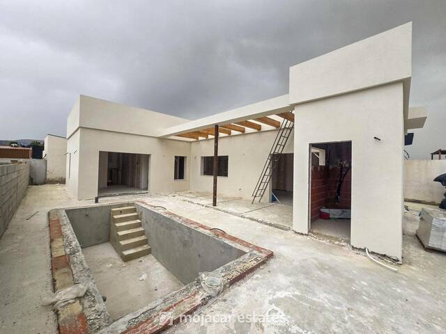 ME 3190: Villa for Sale in Los Gallardos, Almería