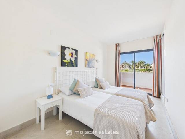 ME 3209: Apartment for Sale in Vera Playa, Almería