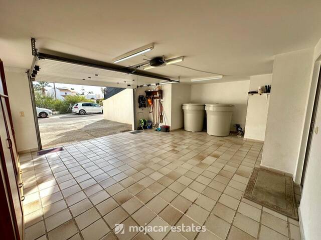 ME 3212: Villa for Sale in Vera Playa, Almería