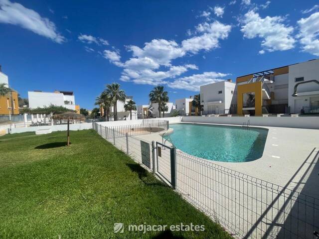 ME 3226: Apartment for Sale in Vera Playa, Almería