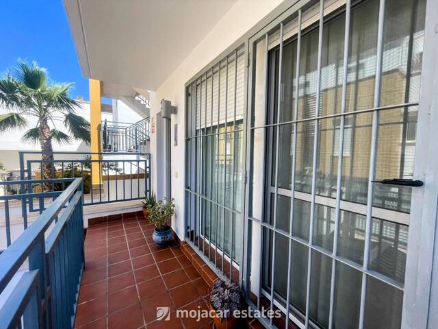 ME 3226: Apartment for Sale in Vera Playa, Almería