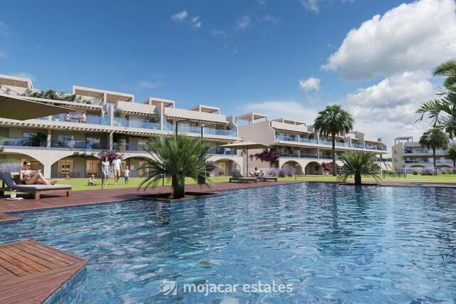 ME 3247: Apartment for Sale in Vera Playa, Almería