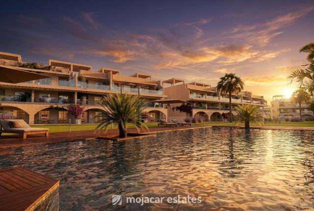 ME 3247: Apartment for Sale in Vera Playa, Almería
